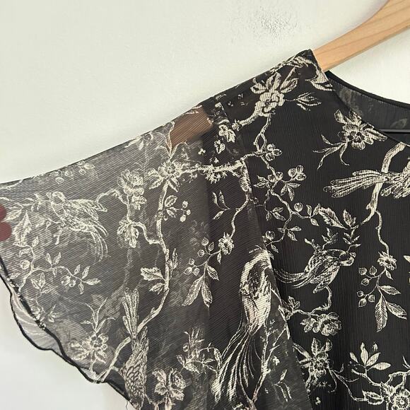 NEW Sachin & Babi Rossie Flowy Ruffle Short Sleeve Blouse Size 12 Black - Picture 7 of 7